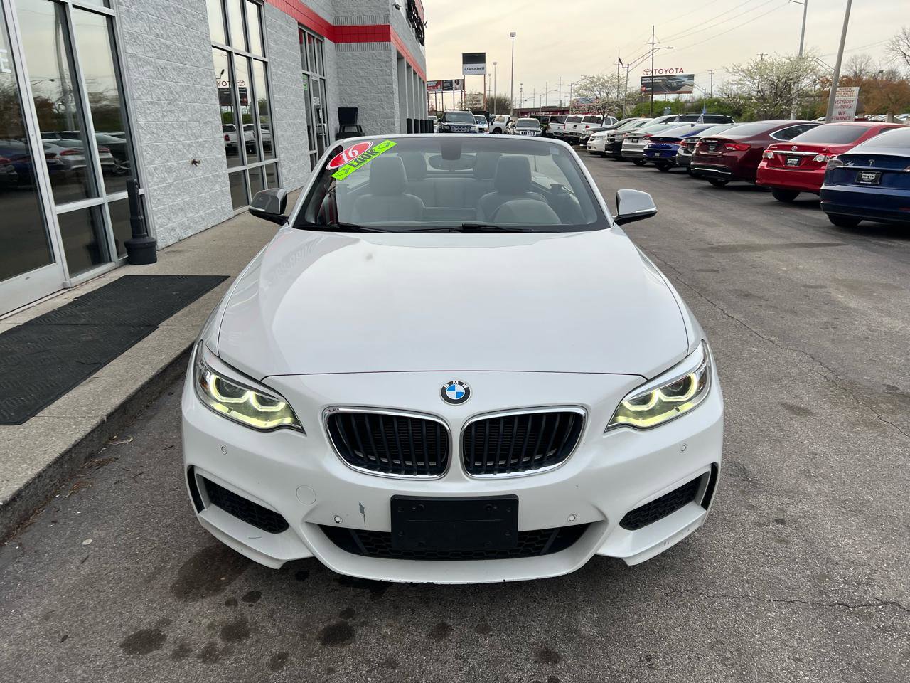 Used 2016 BMW M235i Convertible RWD image 19