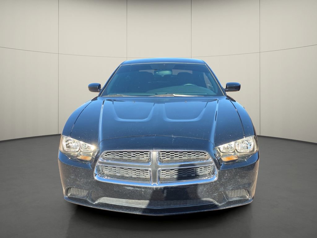 Used 2014 Dodge Charger SE w/ Connectivity Group RWD image 2