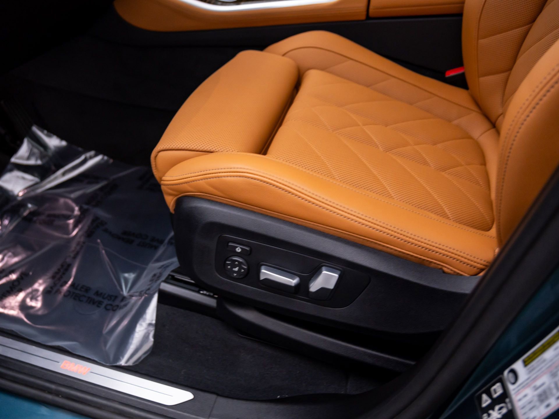 Used 2024 BMW X5 xDrive40i w/ Parking Assistance Package image 15