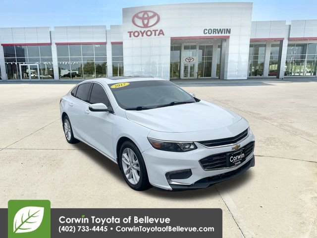 Used 2017 Chevrolet Malibu LT image 2