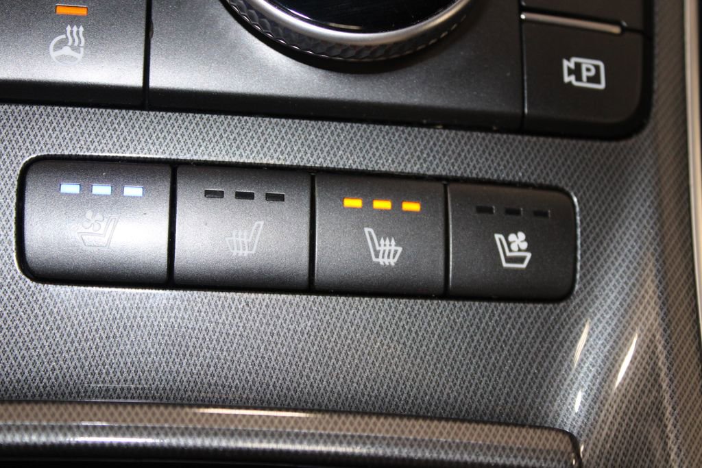 Used 2023 Hyundai Santa Fe Calligraphy w/ Cargo Package image 46