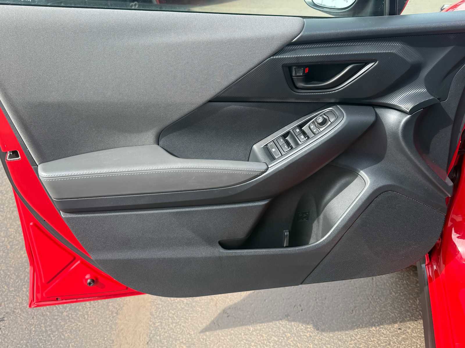 Certified 2025 Subaru Crosstrek 2.0i Premium image 11