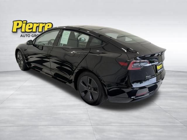 Used 2021 Tesla Model 3 Standard Range Plus RWD image 2