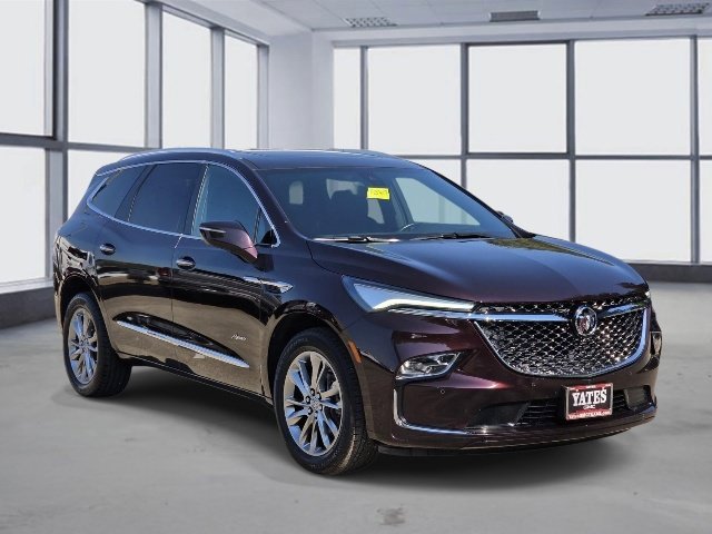 Used 2023 Buick Enclave Avenir w/ Avenir Technology Package FWD image 3