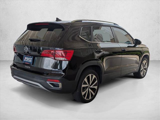 Used 2024 Volkswagen Taos SE FWD image 5