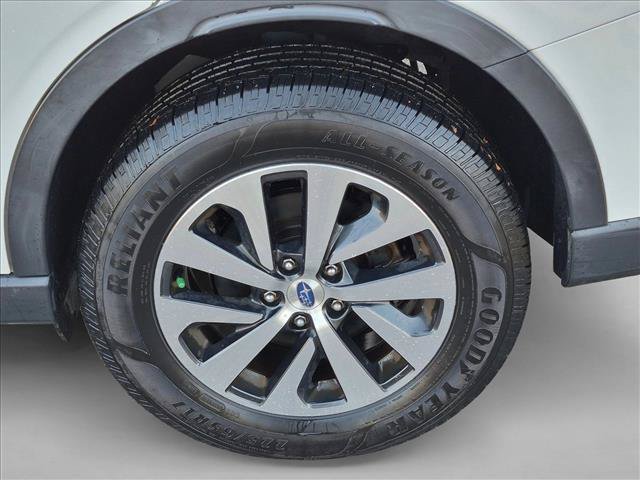 Used 2021 Subaru Outback AWD/4WD image 18