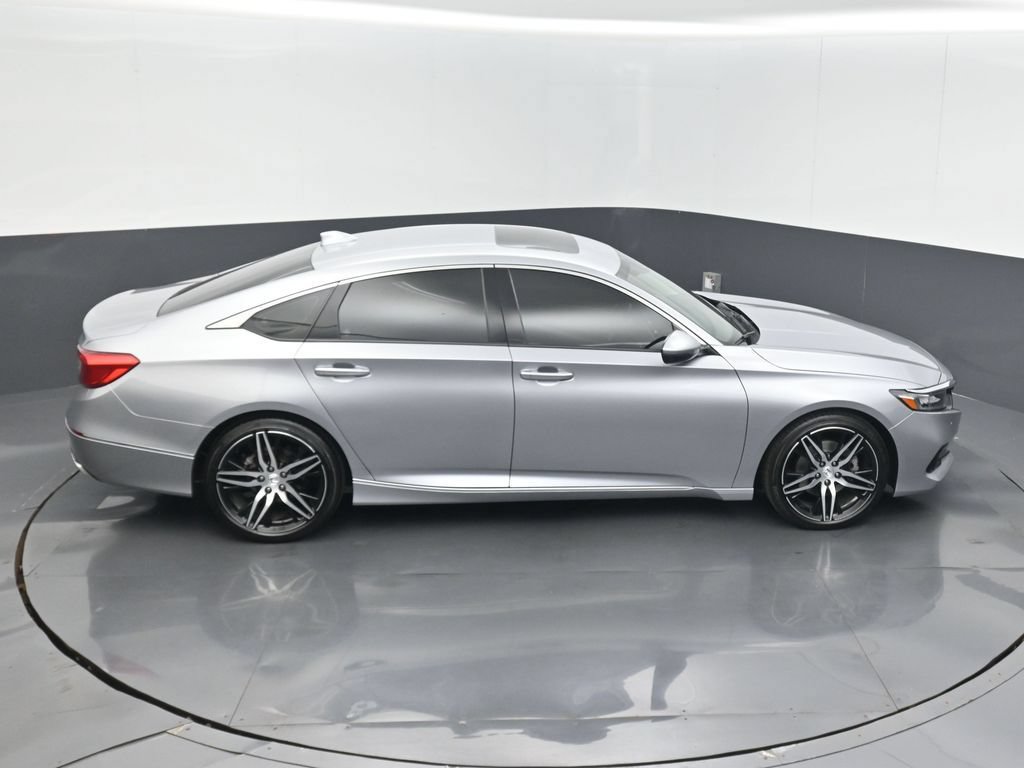 Used 2021 Honda Accord Touring image 14