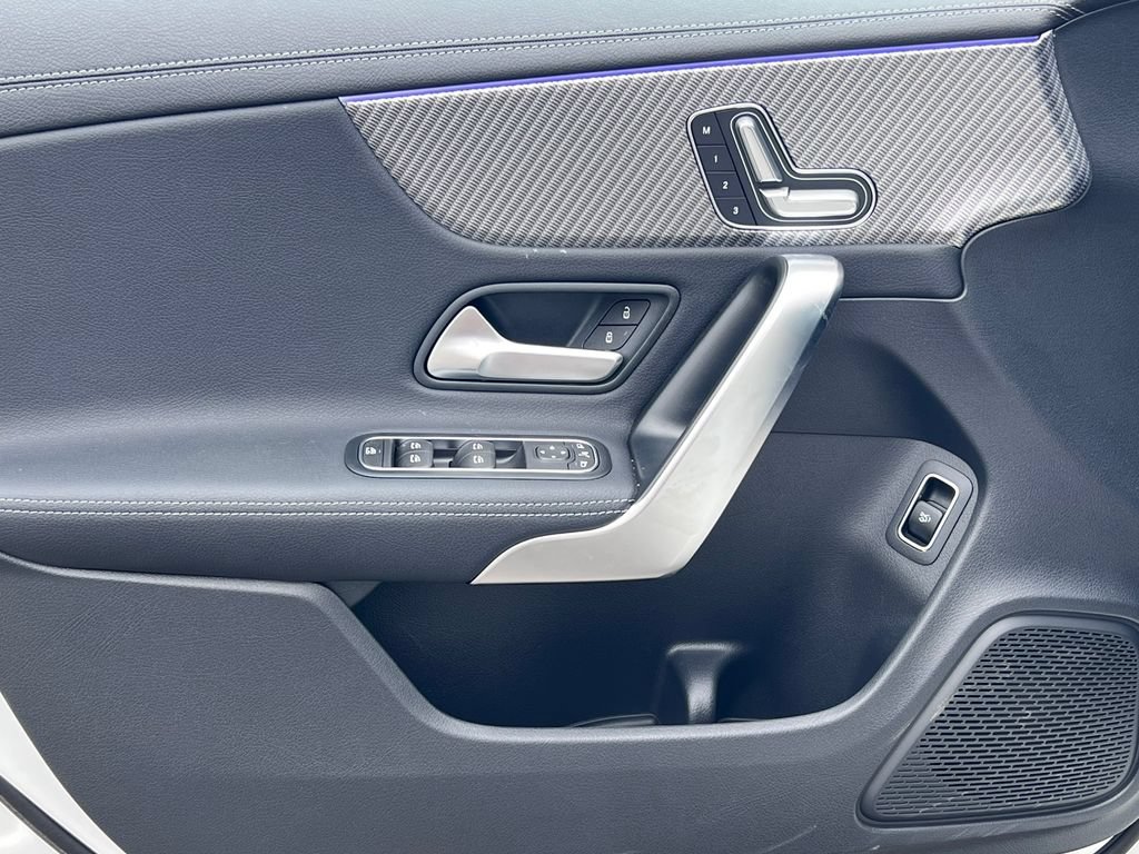 New 2025 Mercedes-Benz CLA 250 4MATIC image 9