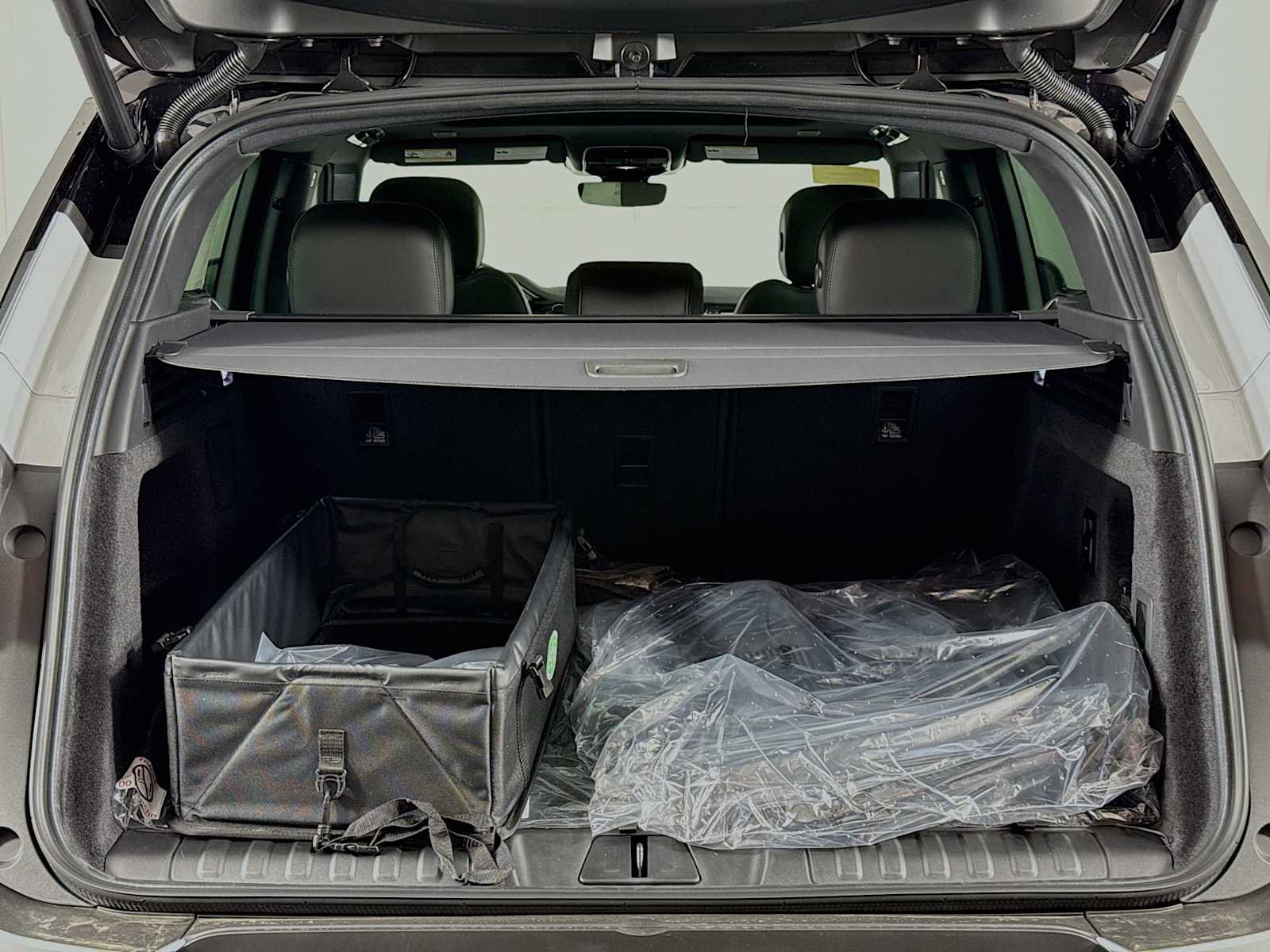 New 2026 Land Rover Range Rover Sport S AWD/4WD image 25