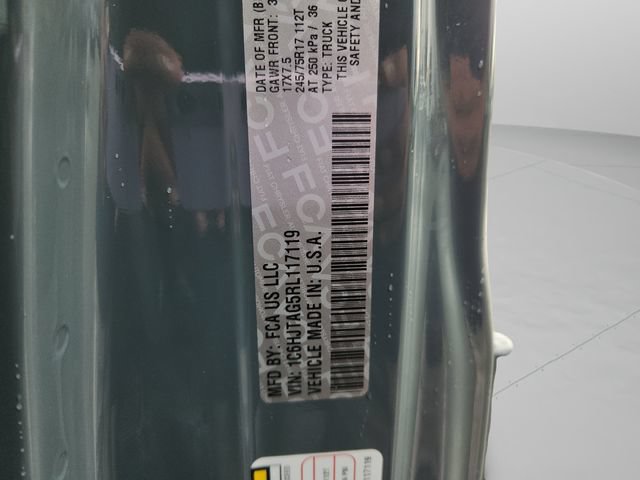 Used 2024 Jeep Gladiator Sport AWD/4WD image 40