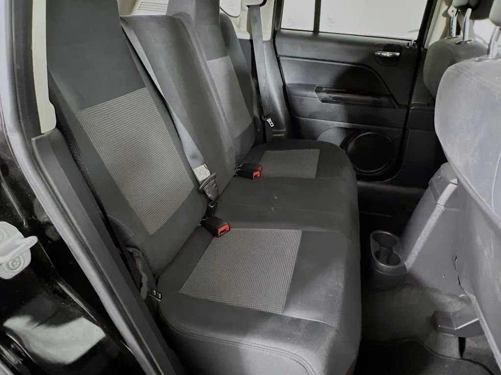 Used 2012 Jeep Compass Latitude image 24