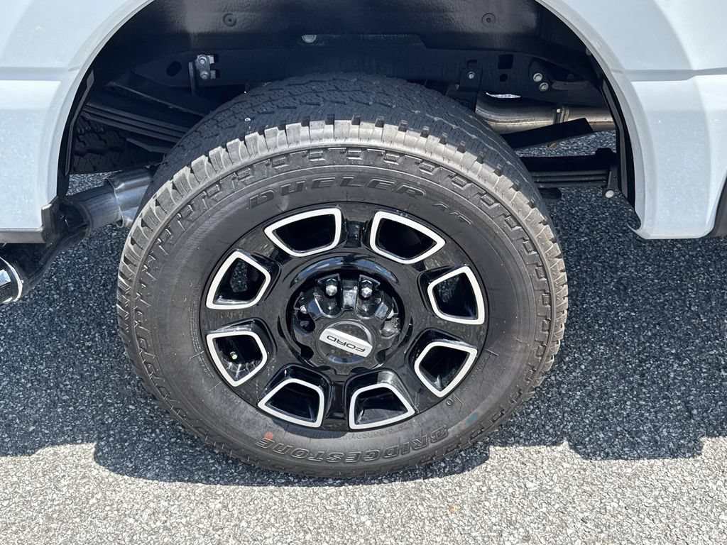 Used 2025 Ford F250 Platinum AWD/4WD image 18