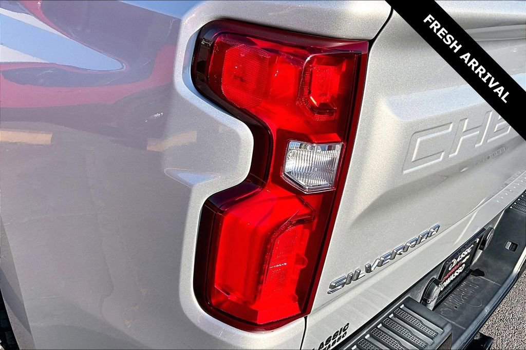Used 2020 Chevrolet Silverado 1500 Custom Trail Boss w/ Custom Convenience Package image 23