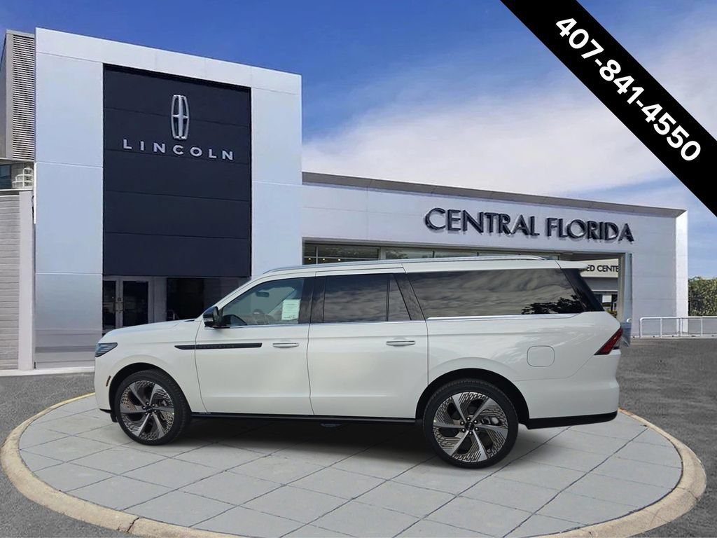 New 2026 Lincoln Navigator L Black Label AWD/4WD image 7