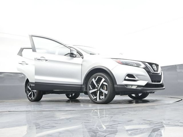 Used 2022 Nissan Rogue Sport SL w/ Premium Package FWD image 41