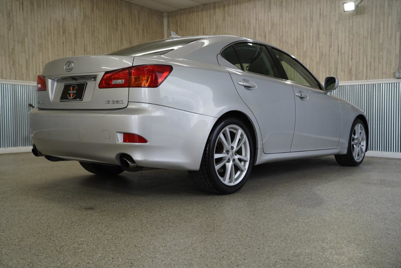 Used 2007 Lexus IS 250 image 10