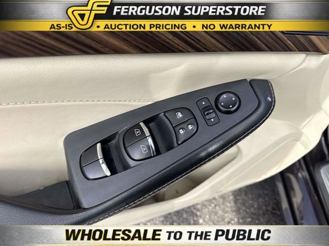 Used 2016 Nissan Maxima Platinum w/ Interior Lighting Package image 11