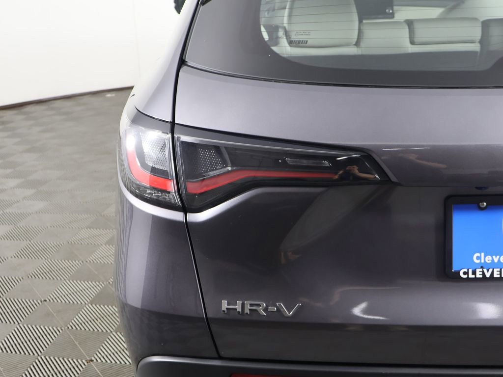 Used 2024 Honda HR-V LX image 12