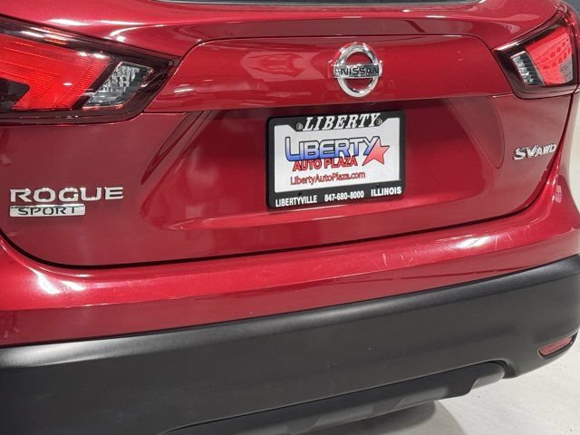Used 2018 Nissan Rogue Sport SV w/ SV Technology Package AWD/4WD image 16
