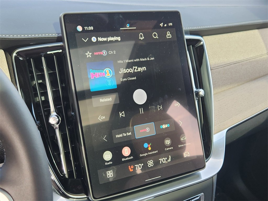 New 2026 Volvo XC90 B6 Ultra w/ Lounge Package image 11