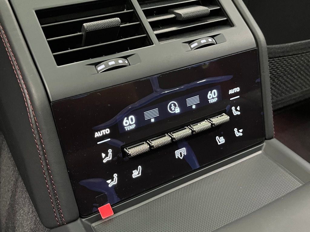 Certified 2025 Porsche Panamera Turbo image 31