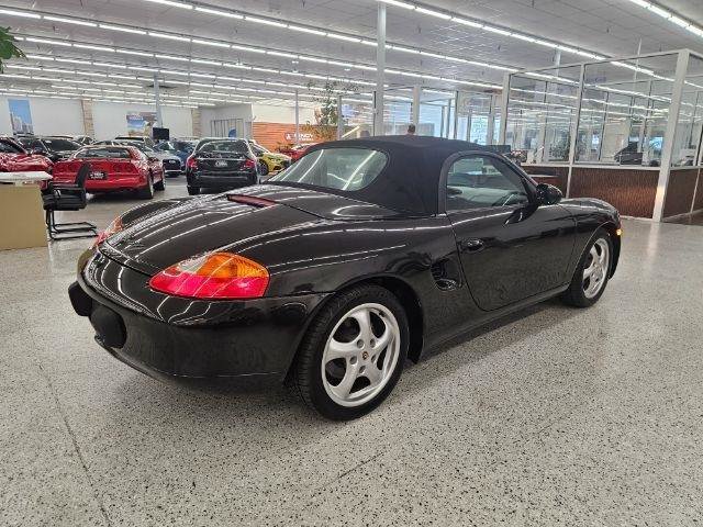Used 2000 Porsche Boxster RWD image 4