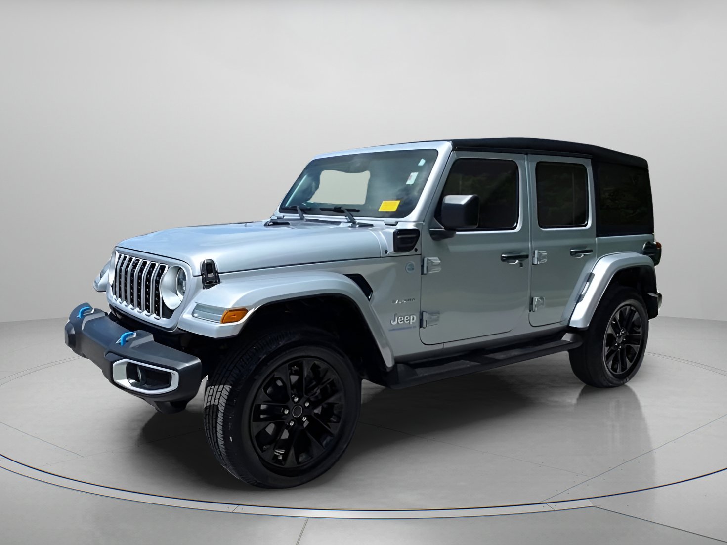 Used 2024 Jeep Wrangler Sahara w/ Technology Group image 13