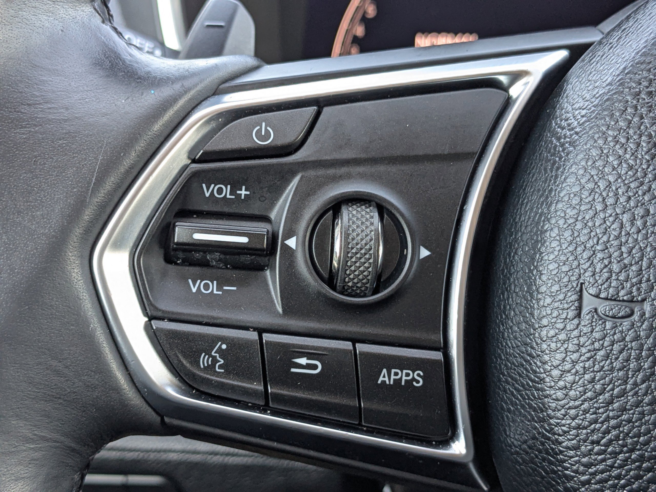 Used 2023 Acura MDX SH-AWD image 27