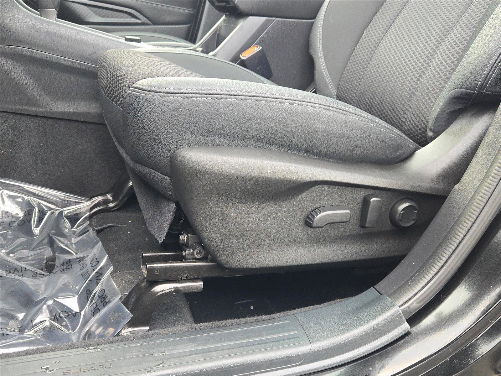 Used 2023 Subaru Forester Premium image 29