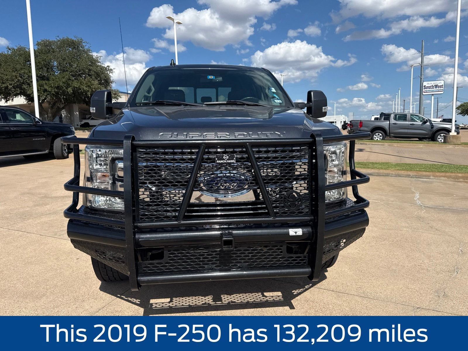 Used 2019 Ford F250 Lariat w/ Lariat Value Package AWD/4WD image 2