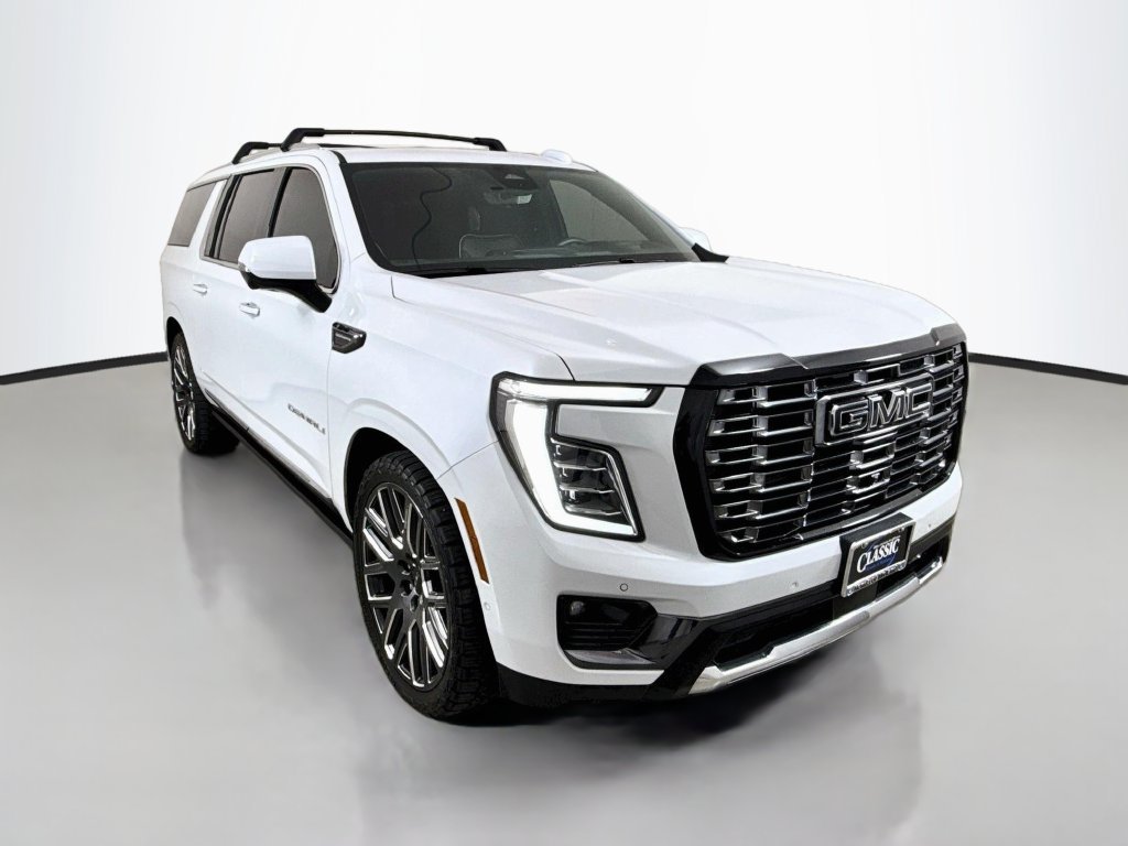 Used 2026 GMC Yukon XL Denali Ultimate AWD/4WD image 1