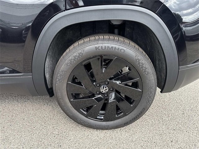 New 2026 Volkswagen Atlas Cross Sport SE image 8