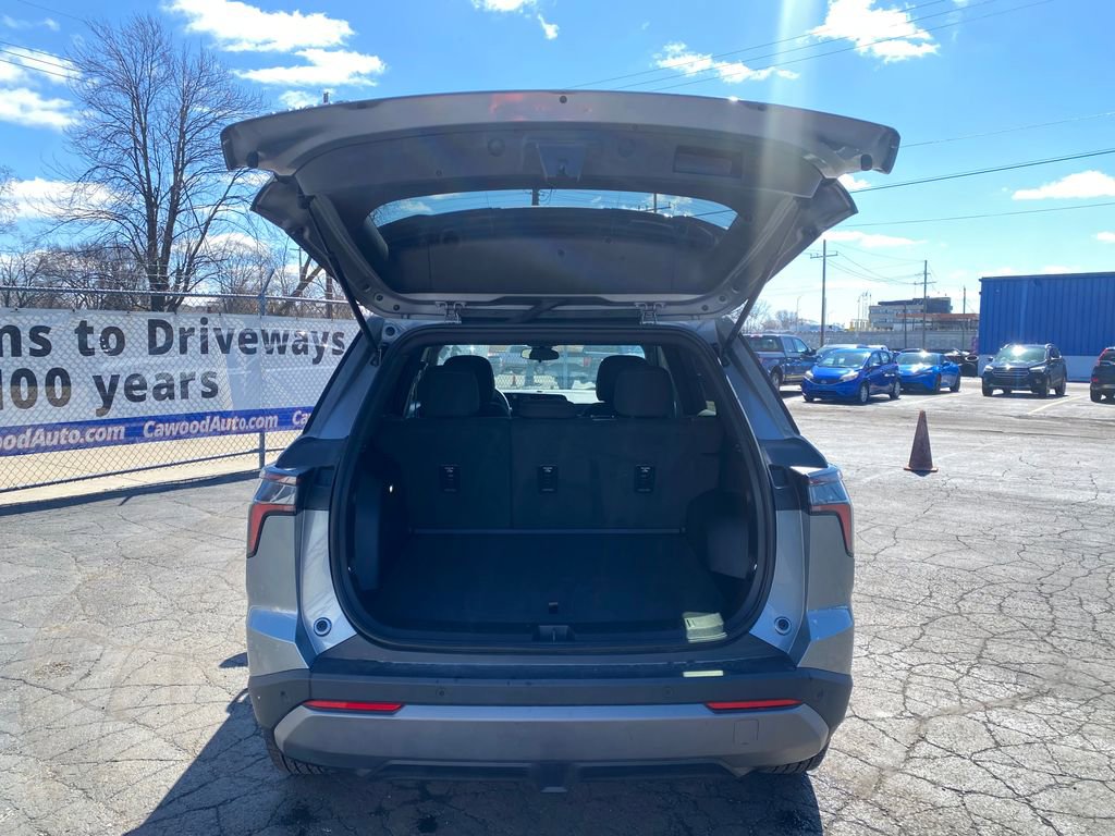Used 2026 Chevrolet Equinox LT FWD image 4