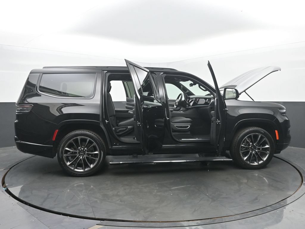 Used 2024 Jeep Grand Wagoneer Series II Obsidian w/ Quick Order Packagew 28T AWD/4WD image 67