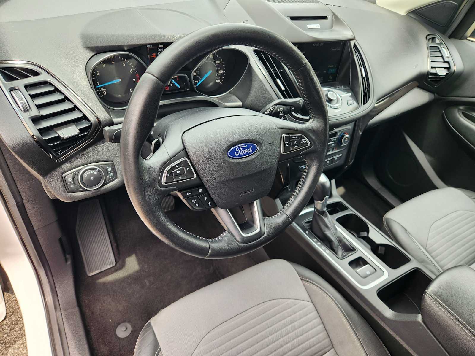 Used 2017 Ford Escape Titanium AWD/4WD image 2