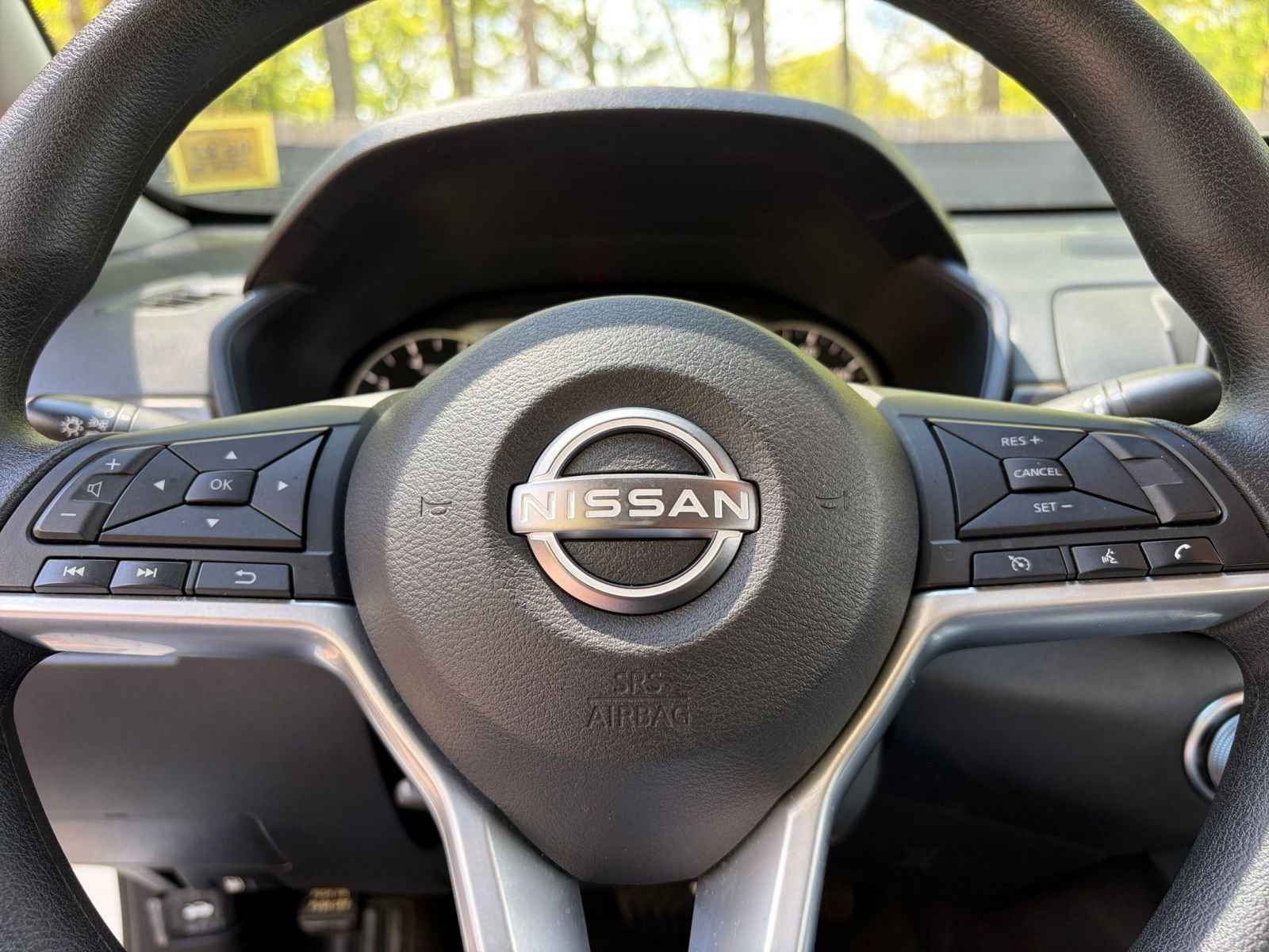 Used 2025 Nissan Altima 2.5 SV FWD image 28