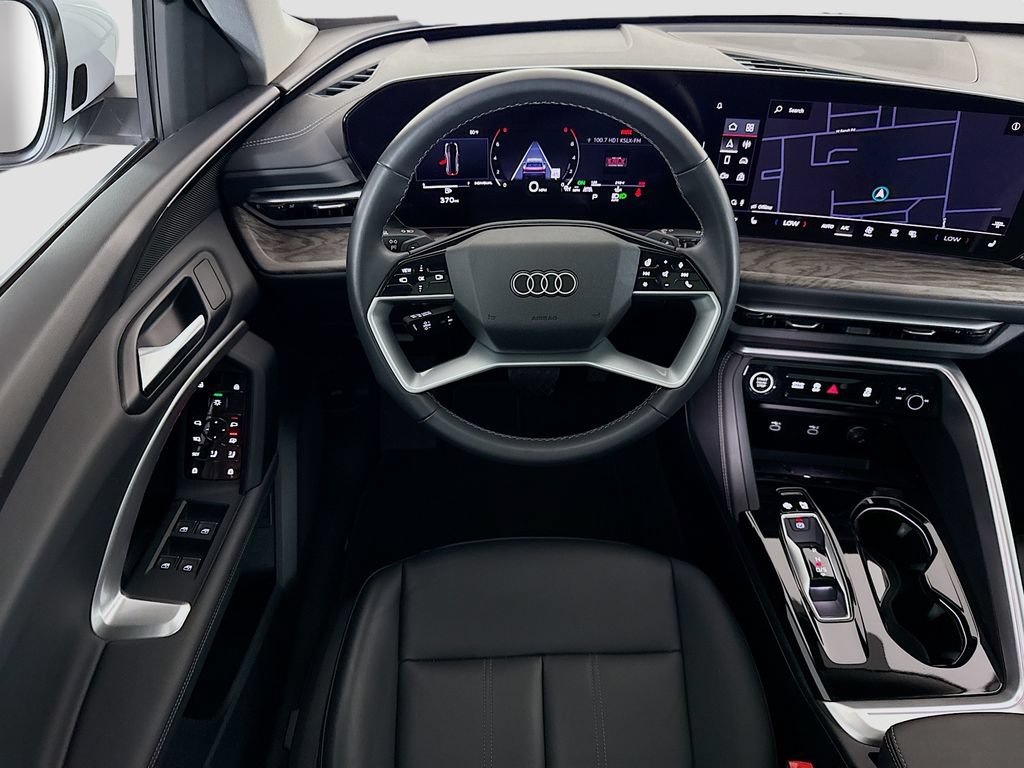 Used 2025 Audi Q5 Premium w/ Convenience Package AWD/4WD image 10