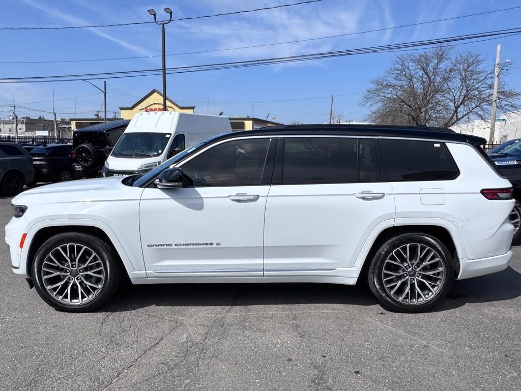 Certified 2024 Jeep Grand Cherokee L Summit AWD/4WD image 4