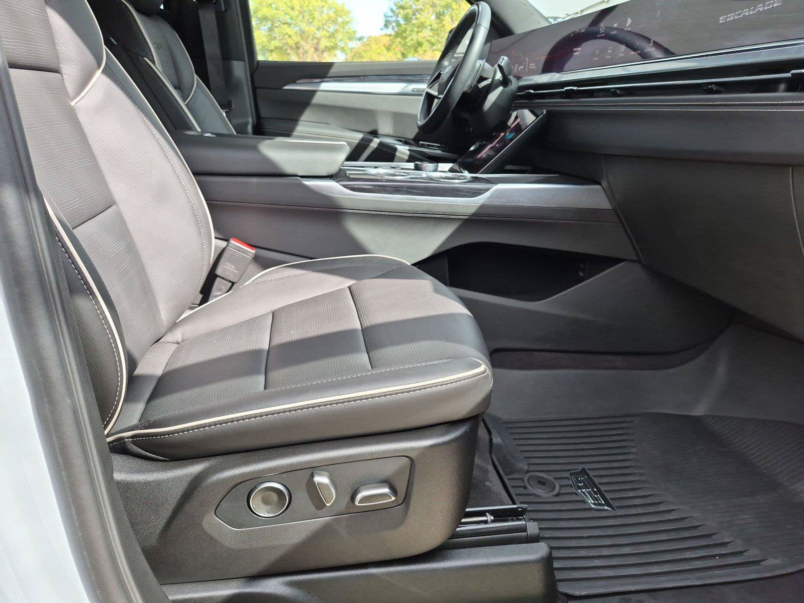 New 2026 Cadillac Escalade Sport w/ Touring Package AWD/4WD image 29