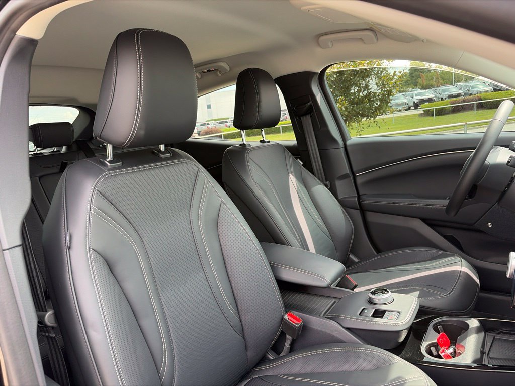 Used 2024 Ford Mustang Mach-E Premium AWD/4WD image 29