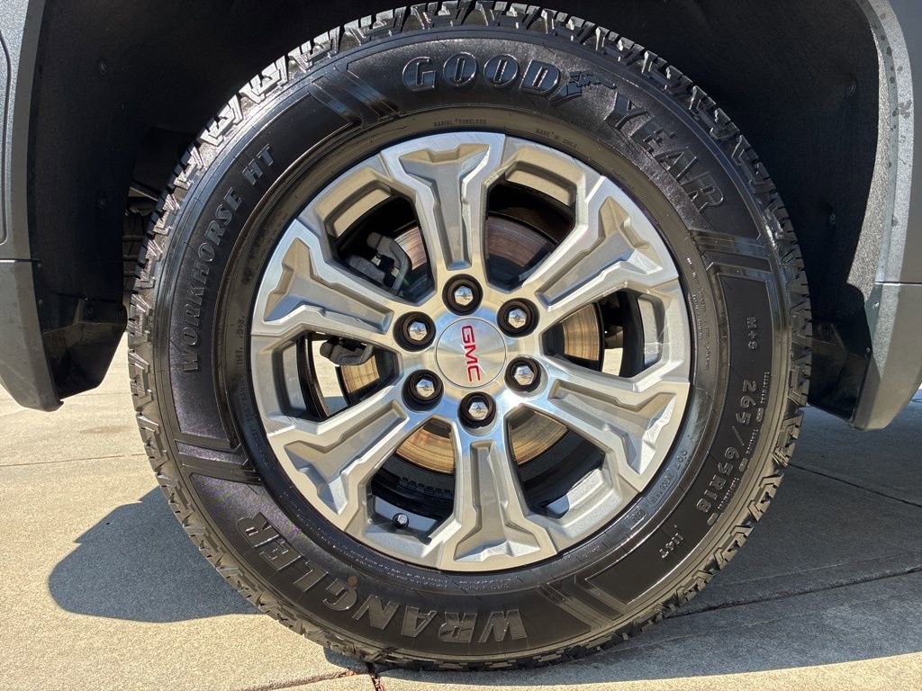 Used 2023 GMC Sierra 1500 SLT w/ SLT Convenience Package image 11