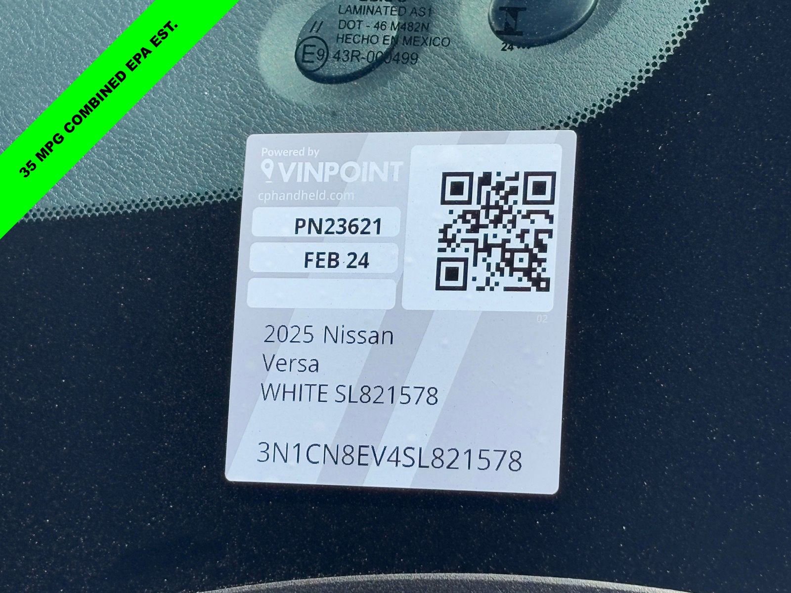 Used 2025 Nissan Versa SV image 30