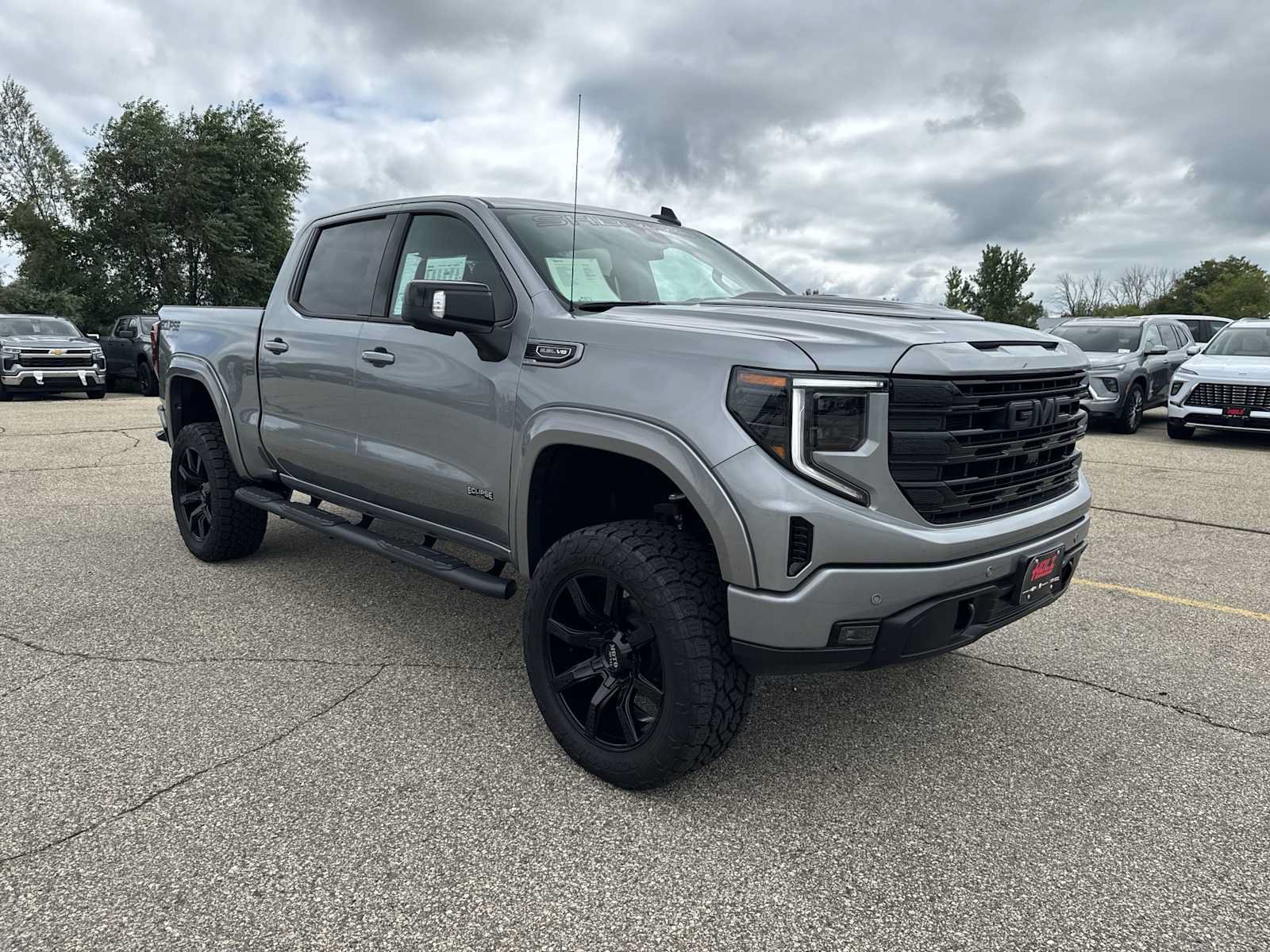 New 2025 GMC Sierra 1500 Elevation w/ Elevation Premium Package AWD/4WD image 2