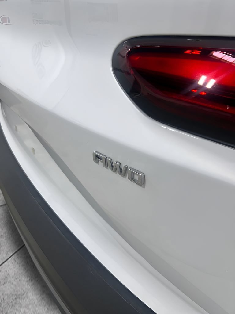 Certified 2024 Chevrolet Blazer EV LT AWD/4WD image 19