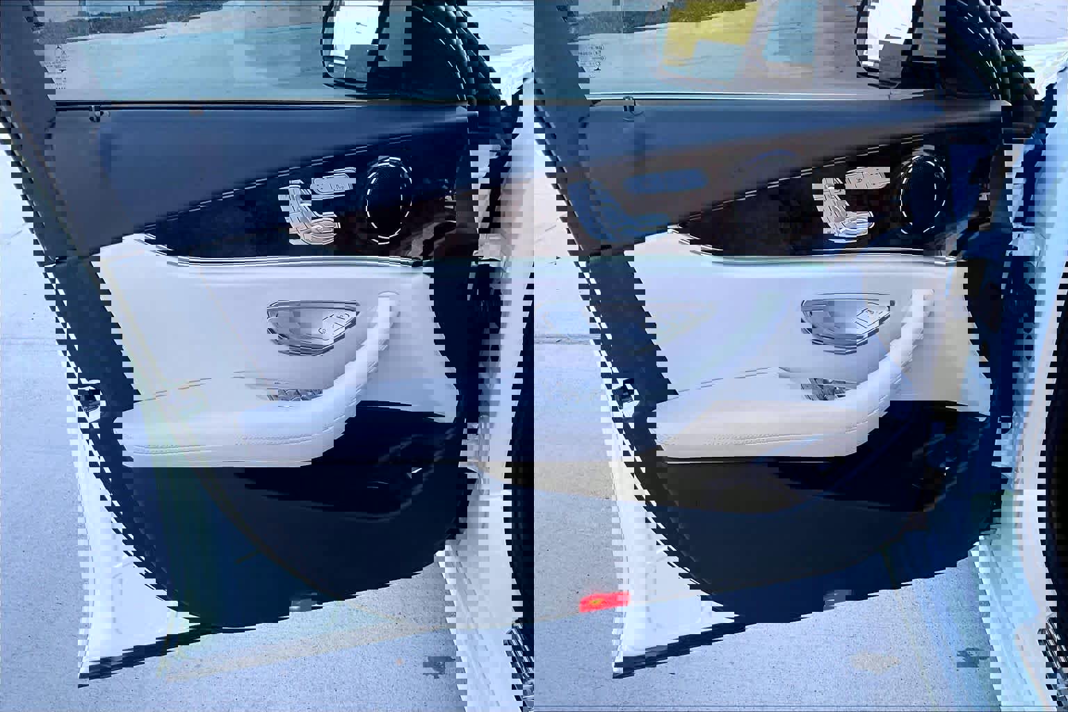 Used 2023 Mercedes-Benz E 450 4MATIC Sedan image 22