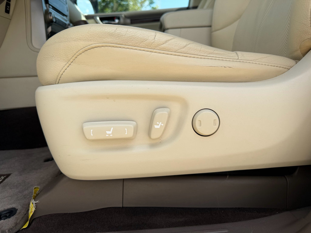 Used 2019 Lexus GX 460 Premium AWD/4WD image 25