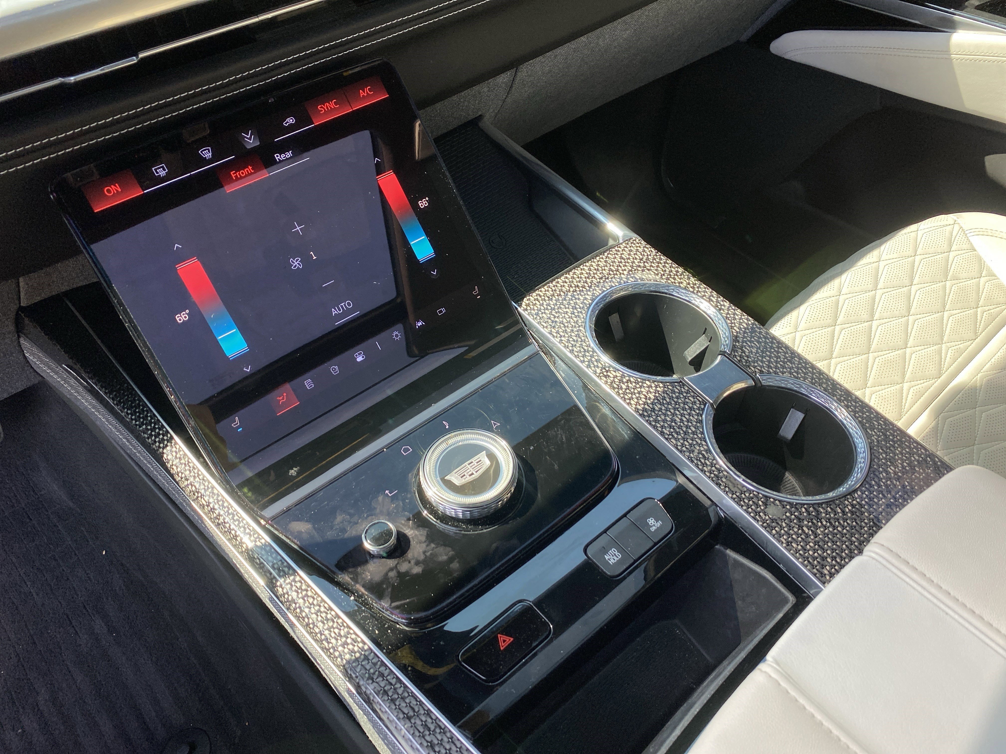 Used 2025 Cadillac Escalade ESV V AWD/4WD image 24