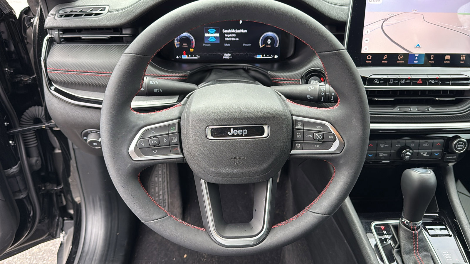 Certified 2024 Jeep Compass Trailhawk w/ Trailhawk Elite Group image 15