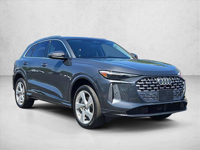 Certified 2025 Audi Q5 Premium w/ Premium Plus AWD/4WD image 3