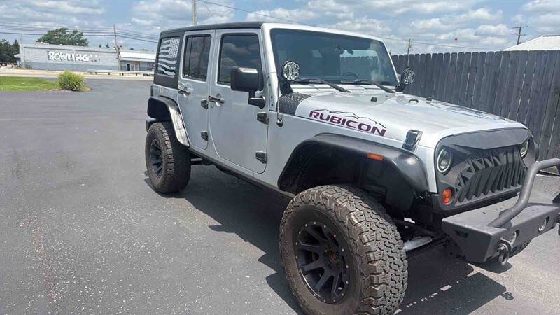 Used 2012 Jeep Wrangler Unlimited Rubicon AWD/4WD image 2